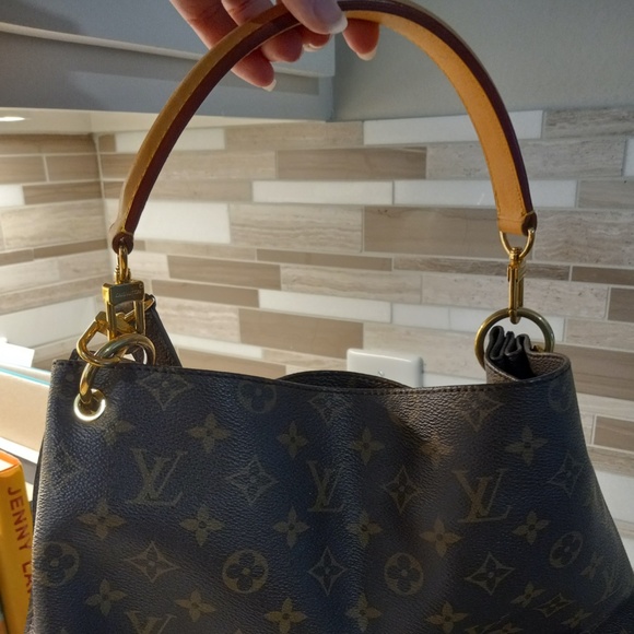 Louis Vuitton Metis Hobo Monogram Canvas Purse - Picture 4 of 5
